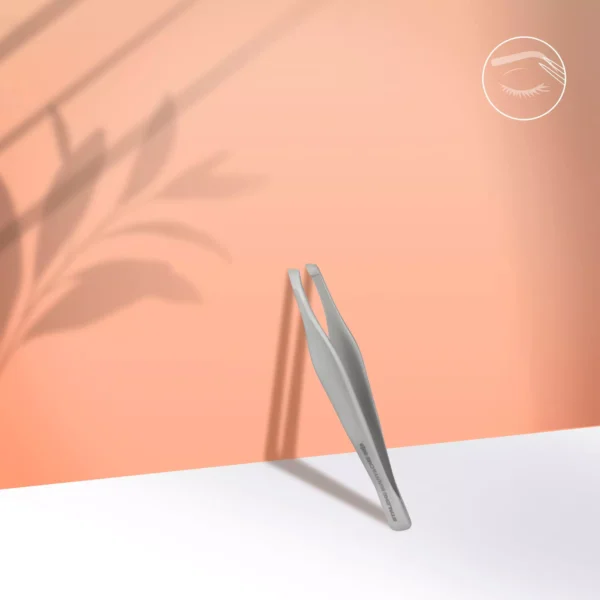 Pęseta Do Brwi BEAUTY & CARE 30 TYPE 3 (Szeroka Skośna) Staleks